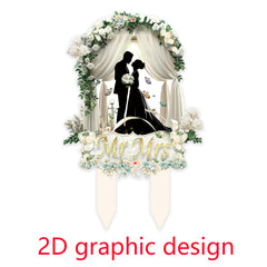 Palegg golden font detail adds a luxurious wedding touch.