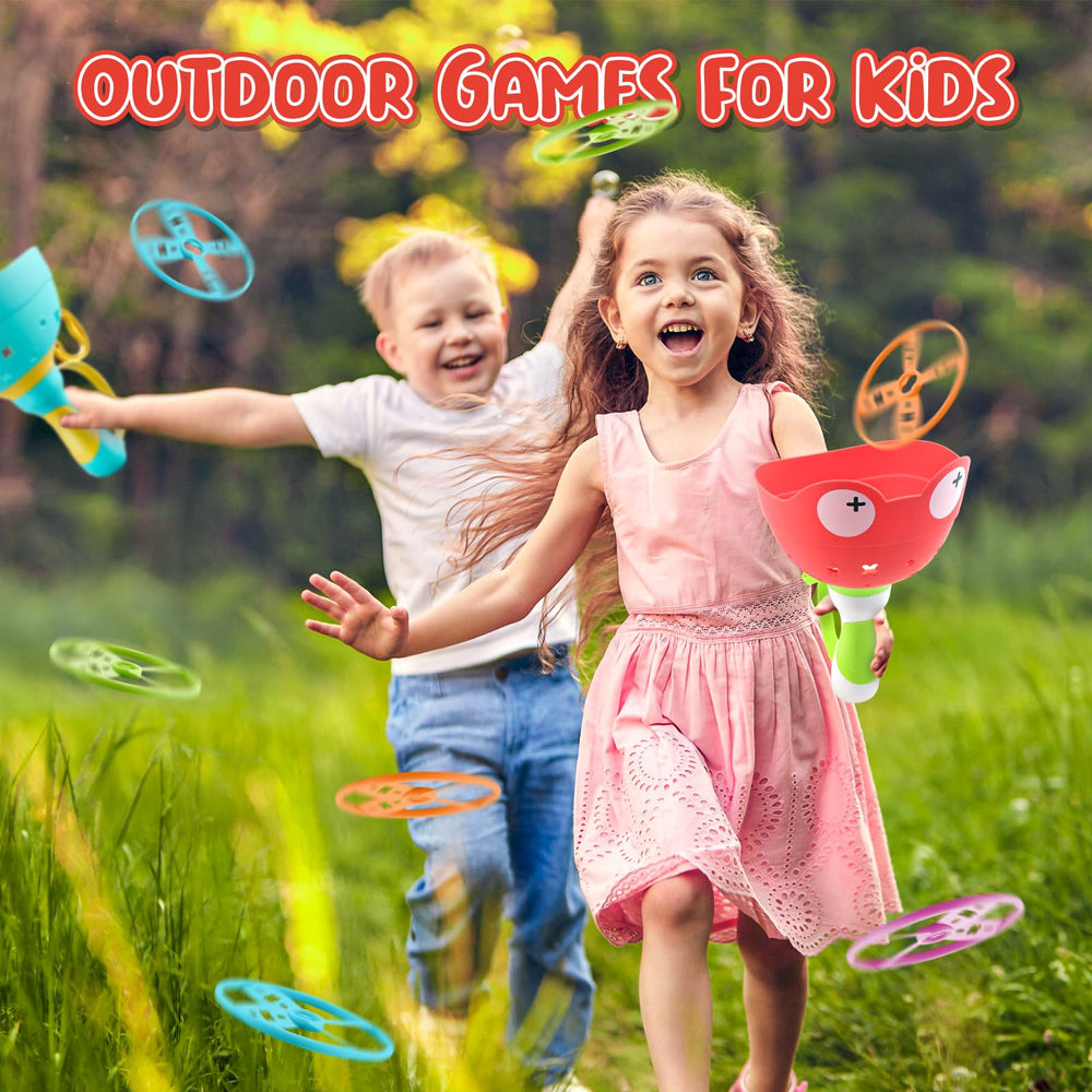 Pamexin frog hand launch catcher ready to send discs skyward, increasing fun