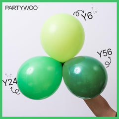 PartyWoo green balloons 10-inch ideal for mini displays and balloon bouquets.