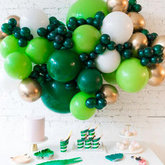 PartyWoo green graduation balloons elevate celebratory setups and memories.