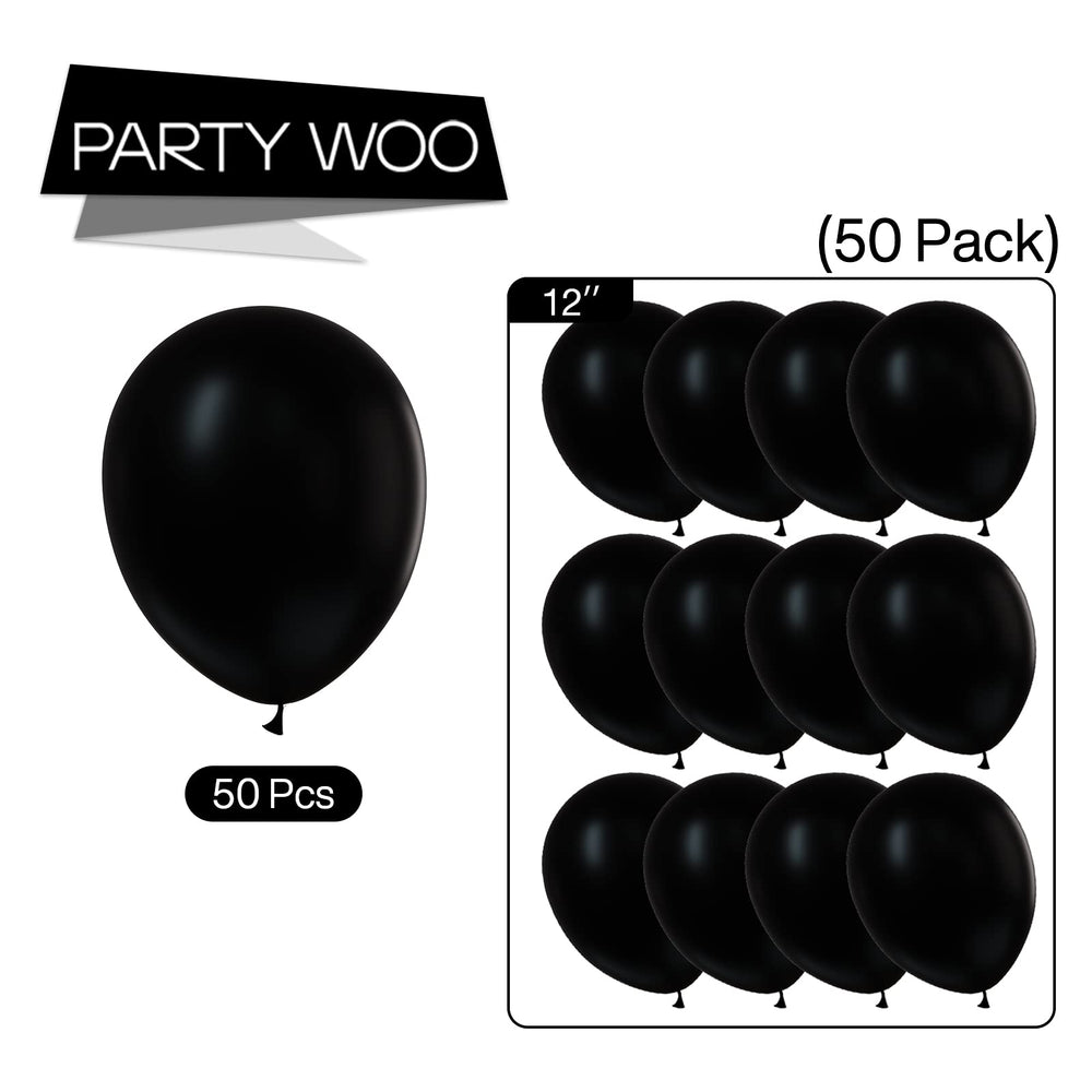 PartyWoo graduation centerpiece using matte black balloons for stylish decor