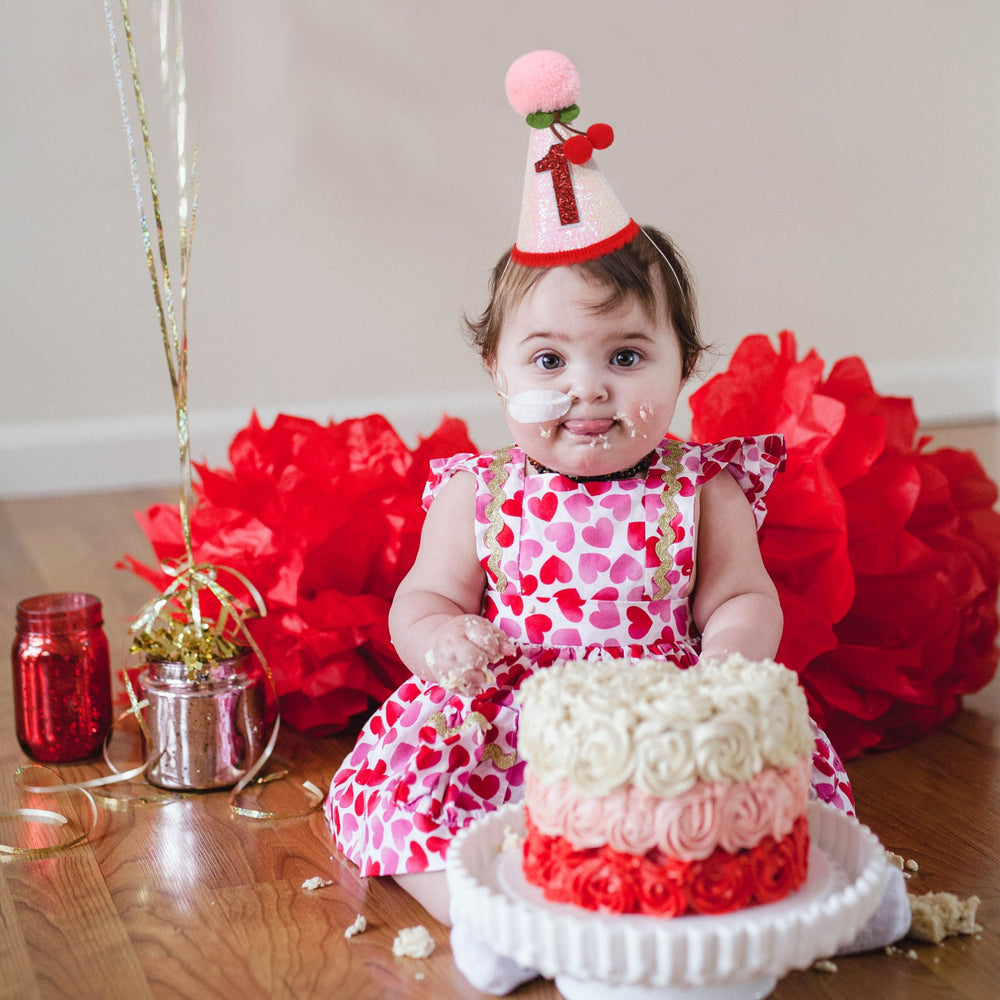 PATRDIO fruit-themed hat ideal for cake smash sessions.