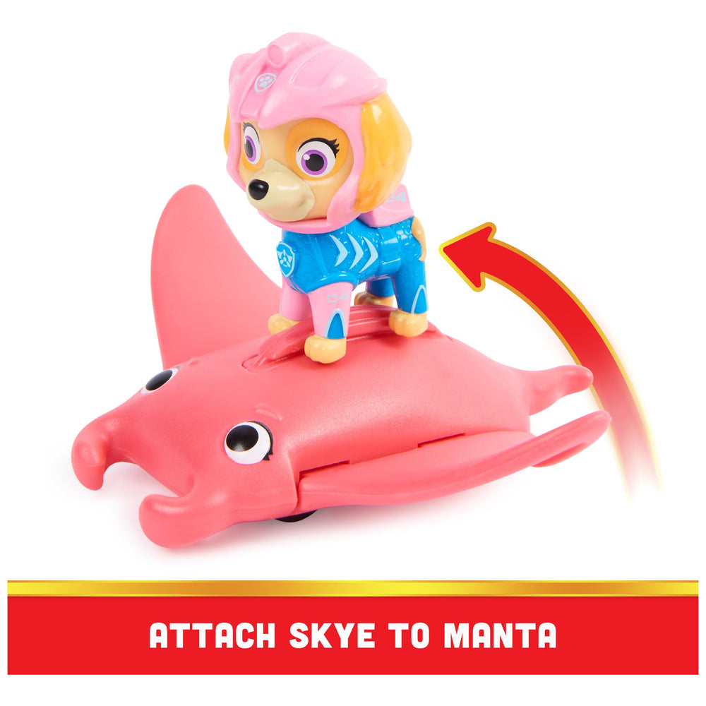 PAW Patrol Aqua Pups Skye with manta ray wing-flap action.