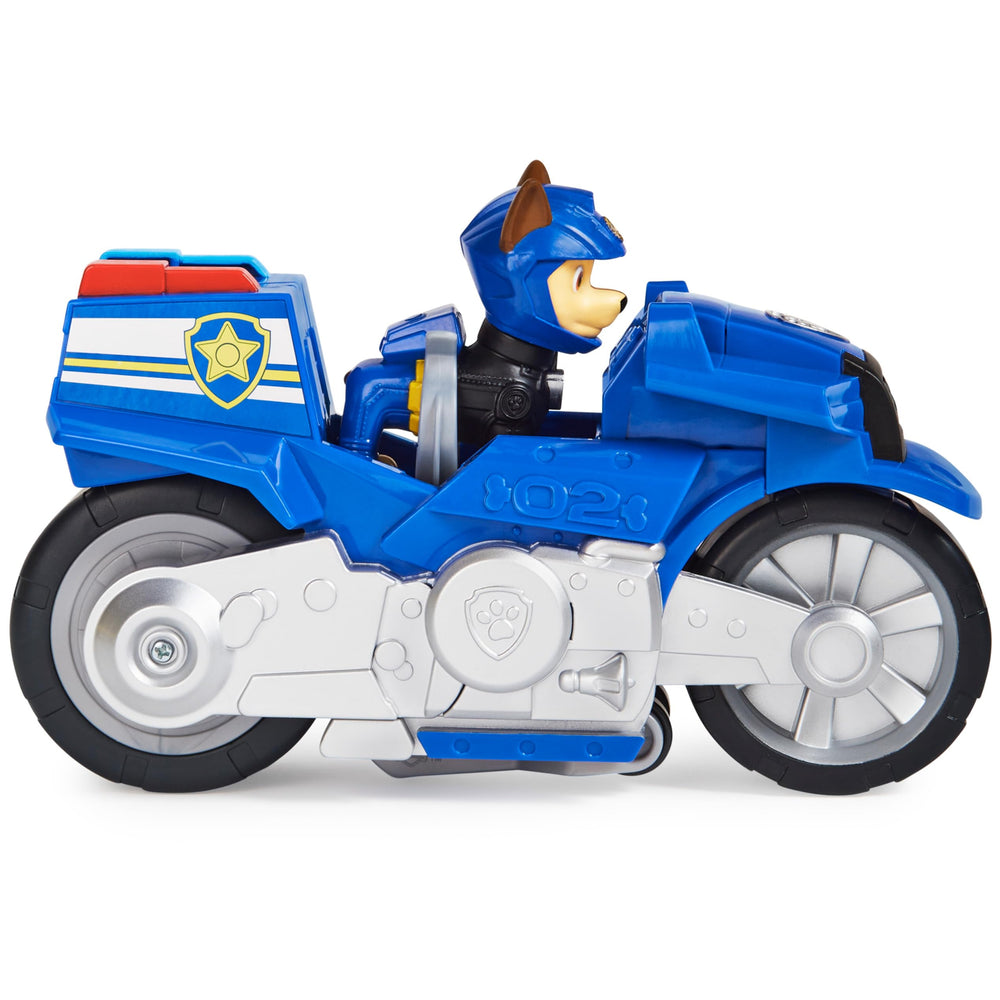 Wheelie action in motion highlights grab-and-go play without batteries.