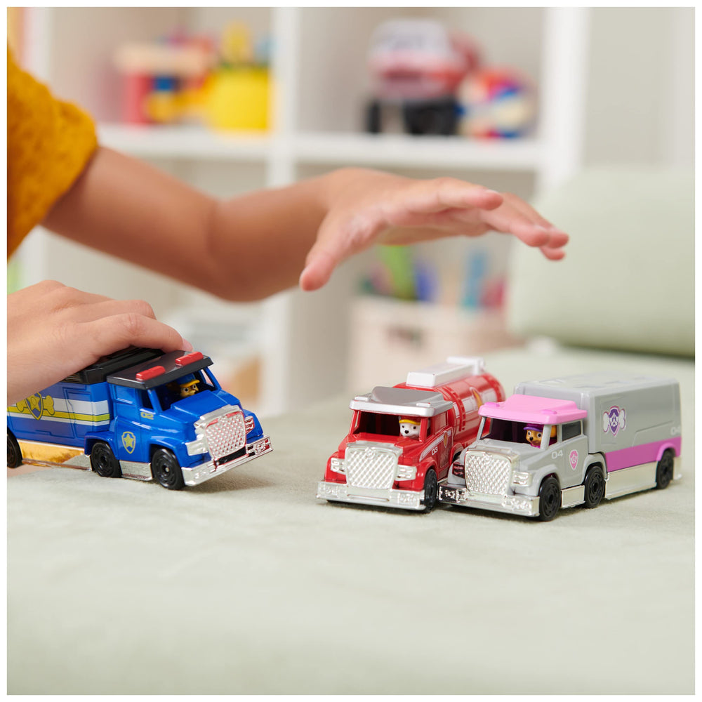 PAW Patrol Skye True Metal vehicle designed for speedy aerial rescues.