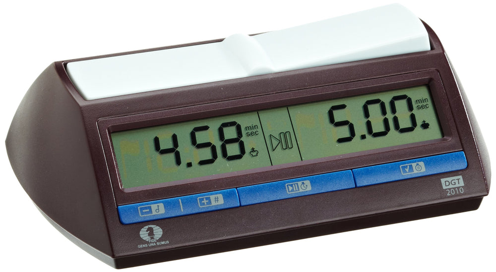 Philos DGT2010 clock with FIDE logo provides reliable tournament timing.