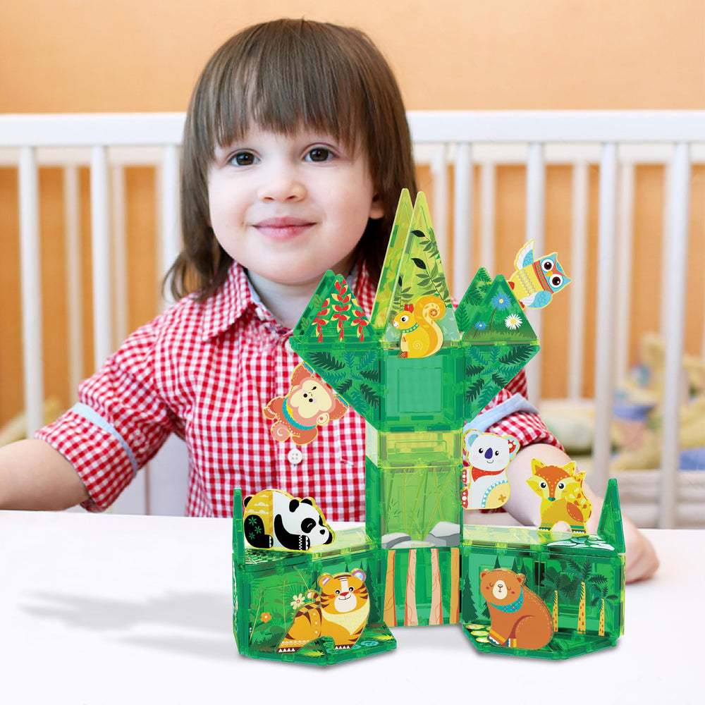 PicassoTiles brown bear magnet: encourages storytelling and tactile exploration.