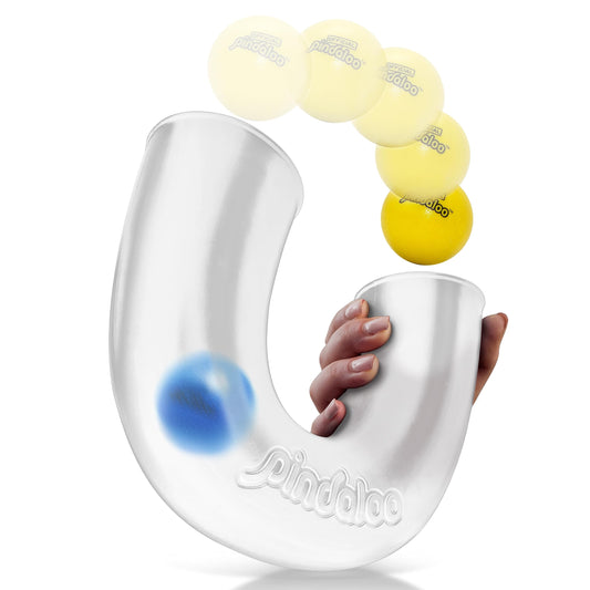 Pindaloo Original balance loop in action builds hand-eye coordination and rhythm.