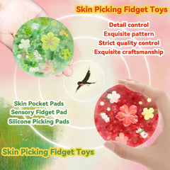 Detachable beads from Pixnest pads let you craft a bracelet