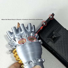 Pktiugf TR900 engine model in a gift-ready display setup