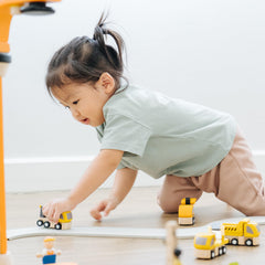 PlanToys sustainable materials highlight eco friendly design ideal for classrooms.