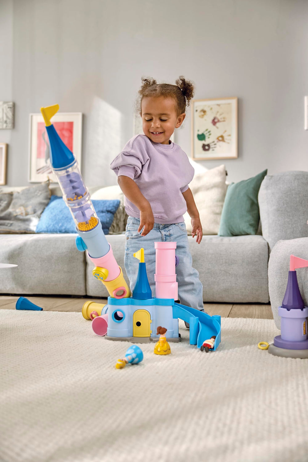 Playmobil Junior Cinderella Castle discovery tower highlights interactive play options.
