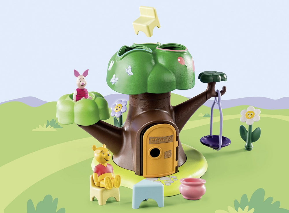 Playmobil Winnie's Tree House rotates leaves to create playful sounds.
