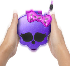 Polly Pocket Clawdeen Wolf micro-doll for stylish monster fashion.