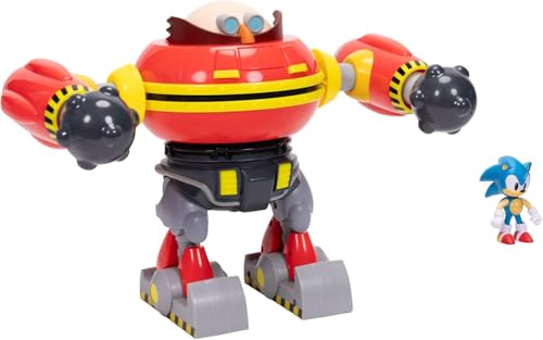Projectile cannon arms add extra action during pretend missions.