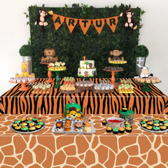 PTECDROTS safari table cover ideal for easy cleanup after celebrations.