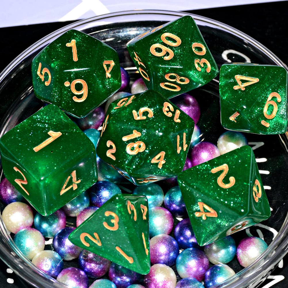 QiAN SiMAi Galaxy dice close-up showing glitter halo in light