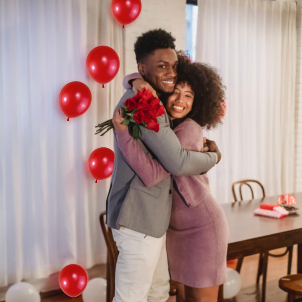 QIKOOLAA birthday party setup featuring royal red balloons for bold themes
