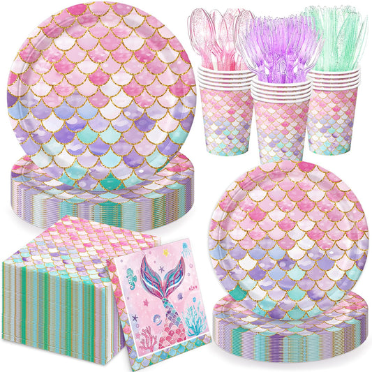 Qiyanpax Mermaid party plates 9-inch add vibrant focal points to your table.