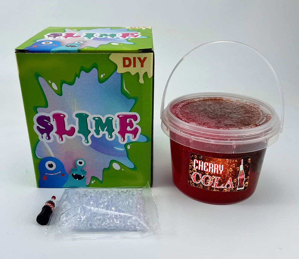 QOFRJTU Slime close-up reveals soft, non-sticky texture for kids.