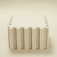 qqpp Baby play mat in beige offers a soft, non-toxic space for early learning