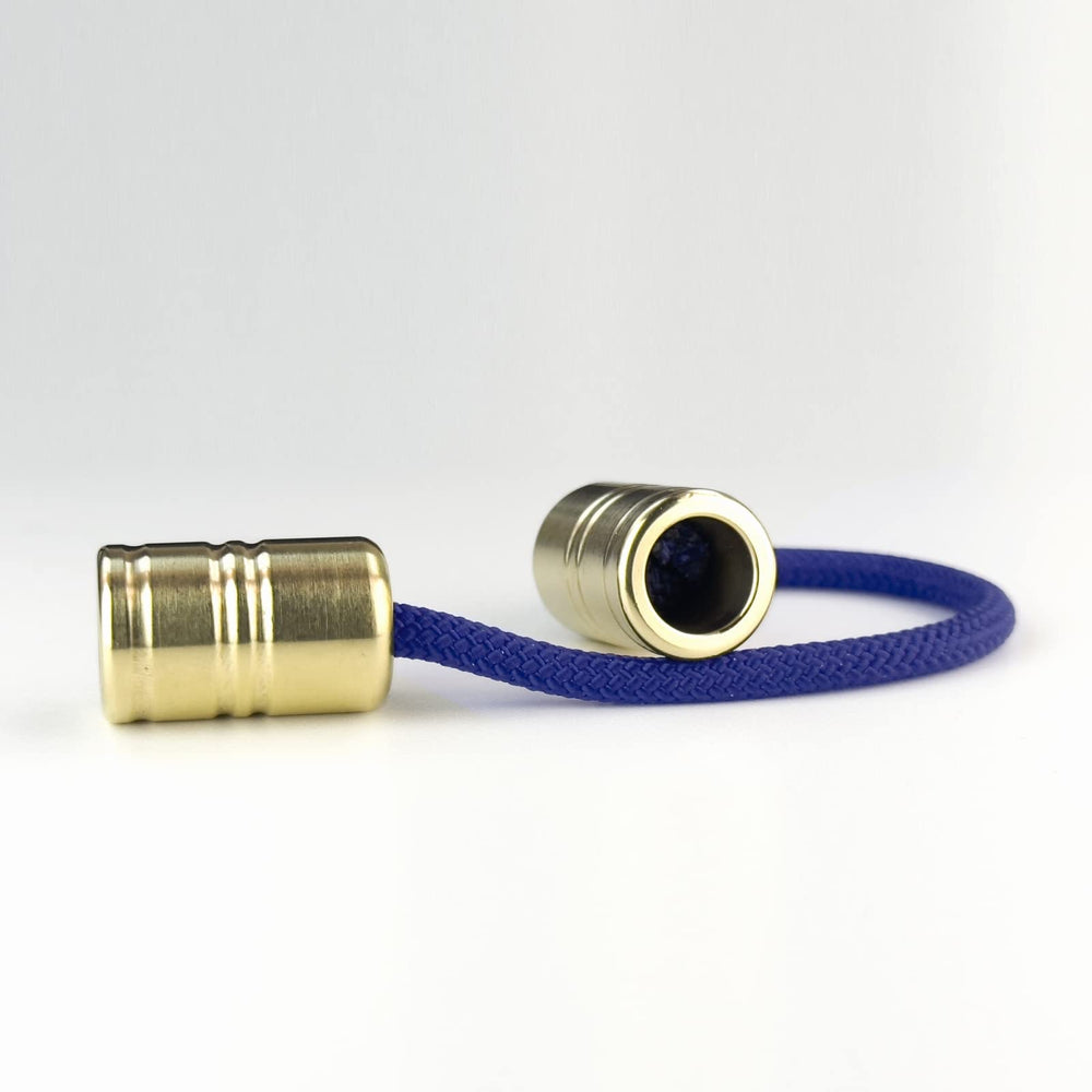 QULNEXA Begleri beads with different string lengths showcase customizable handling.