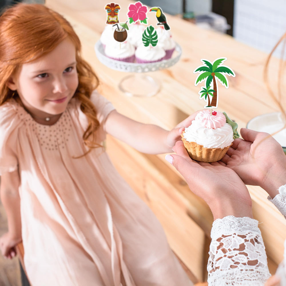 QZYL flamingo and palm leaf toppers for tropical table styling