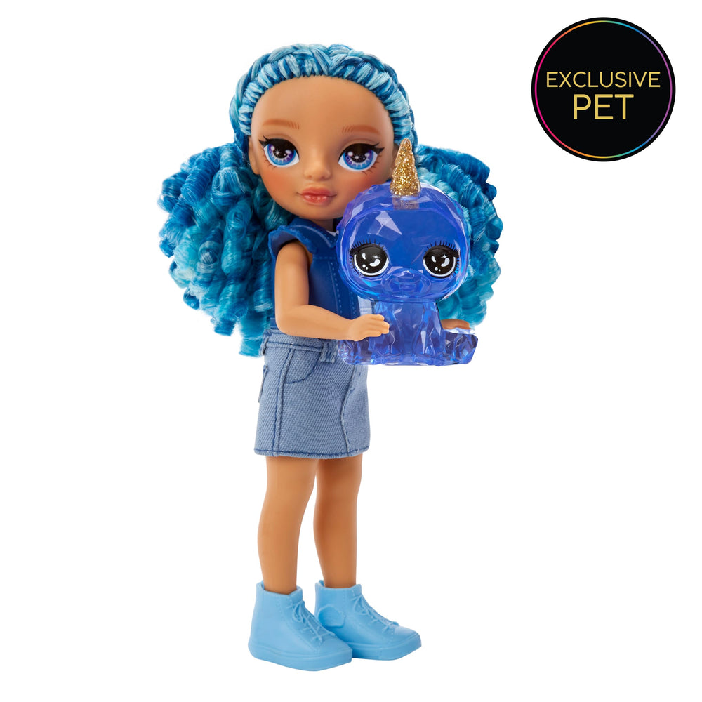 5.5 inch Rainbow High Littles doll is easily poseable