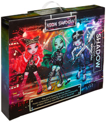 Harley’s neon green outfit highlights bold fashion play and mix-and-match storytelling.