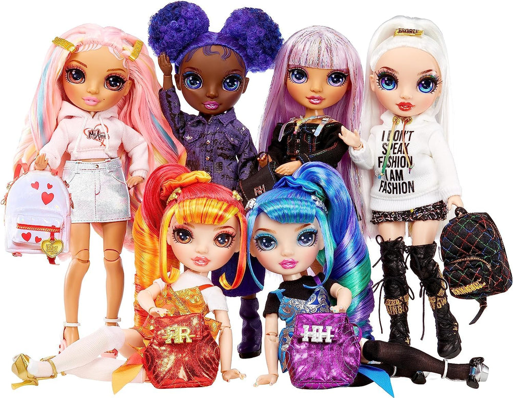 Rainbow High younger-older Holly playset encourages sibling storytelling ideas.