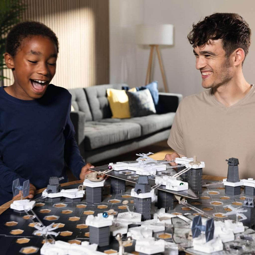 Ravensburger GraviTrax Star Wars action elements in new colors for extra stunts.
