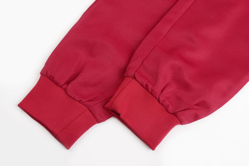 ReliBeauty detachable belt detail for the red jumpsuit.