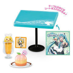 Re-Ment Hatsune Miku's Cafe-Trading Figure detailed outfit highlights authentic styling.