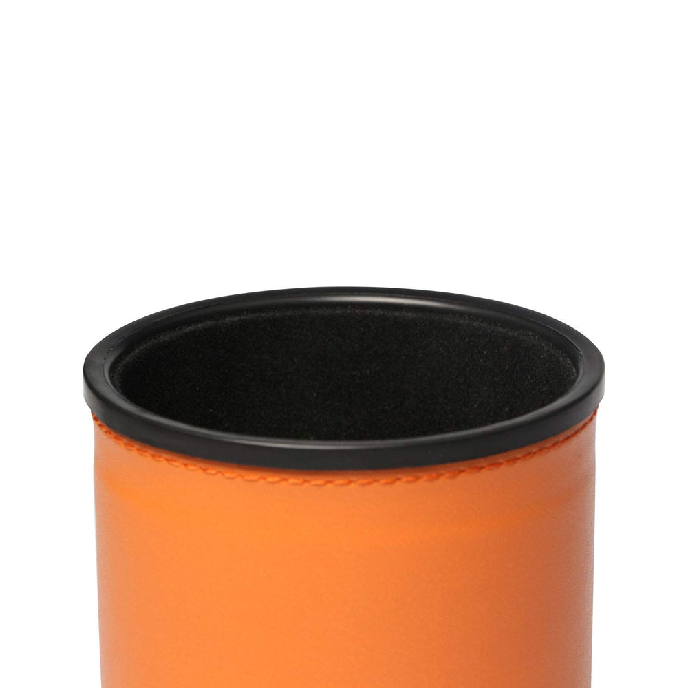 RERIVER interior black felt lining inside the cup for smoother, quieter shakes.