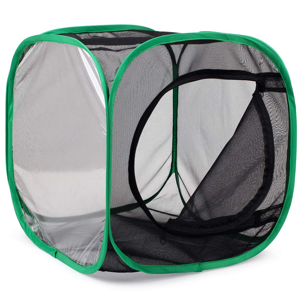 RESTCLOUD large zipper opening enables stress-free feeding and gentle release.