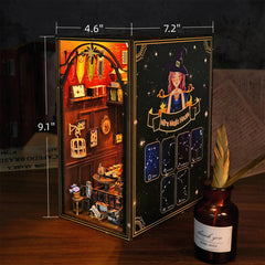 RICFURPET Mira miniature furniture details enrich the miniature scene.