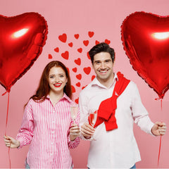 RIMYIKU Valentine’s Day decor balloons perfect for proposals and receptions.