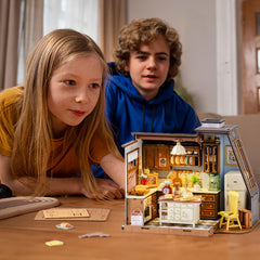 Rolife baking kitchen miniature with warm tones for mood