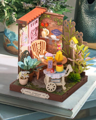 Rolife Fancy Tea Yard tea table detail reveals fine craft and textures for collectors