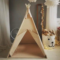 RongFa teepee features a mesh window for ventilation during playtime.