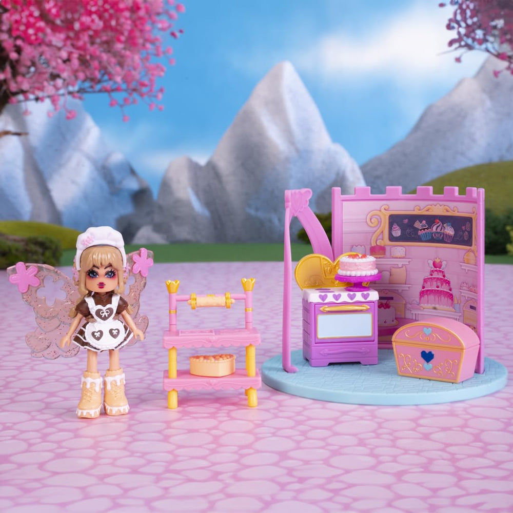 Royale High Baking Class Playset: doll included for immediate styling and adventures