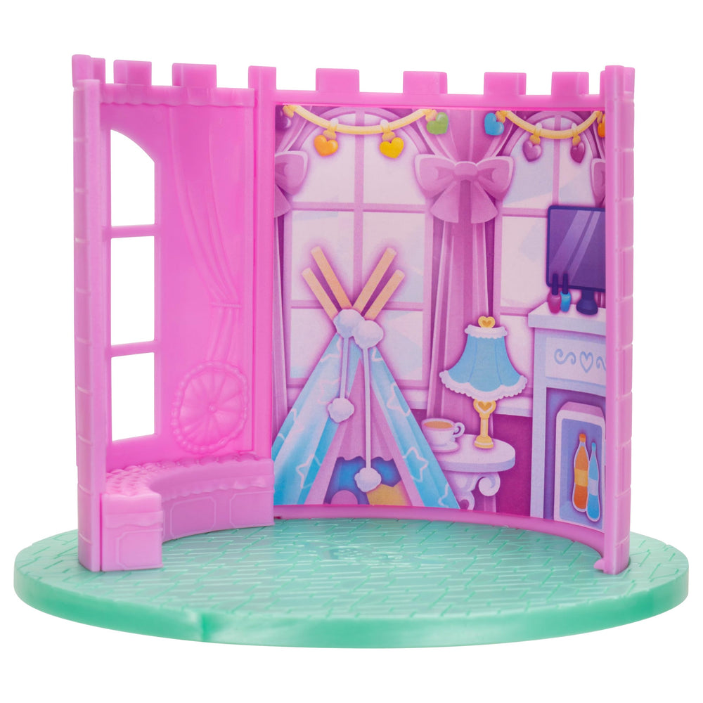 Royale High popcorn accessory for playful scenes