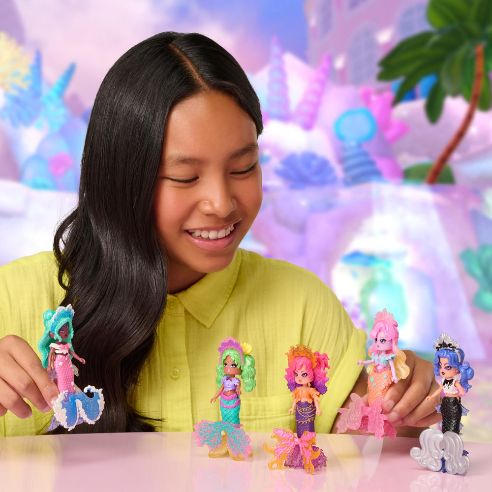 Royale High 3-inch mermaid play scale inspires imaginative storytelling.