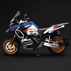 RZAPE rear wheel suspension adds tactile motion during movement.