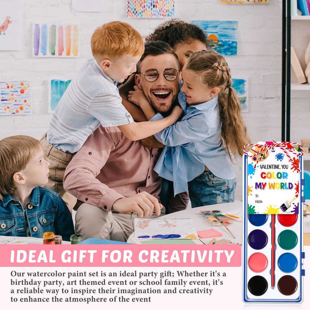 Sabary compact set fits in a bag for studio or travel art.