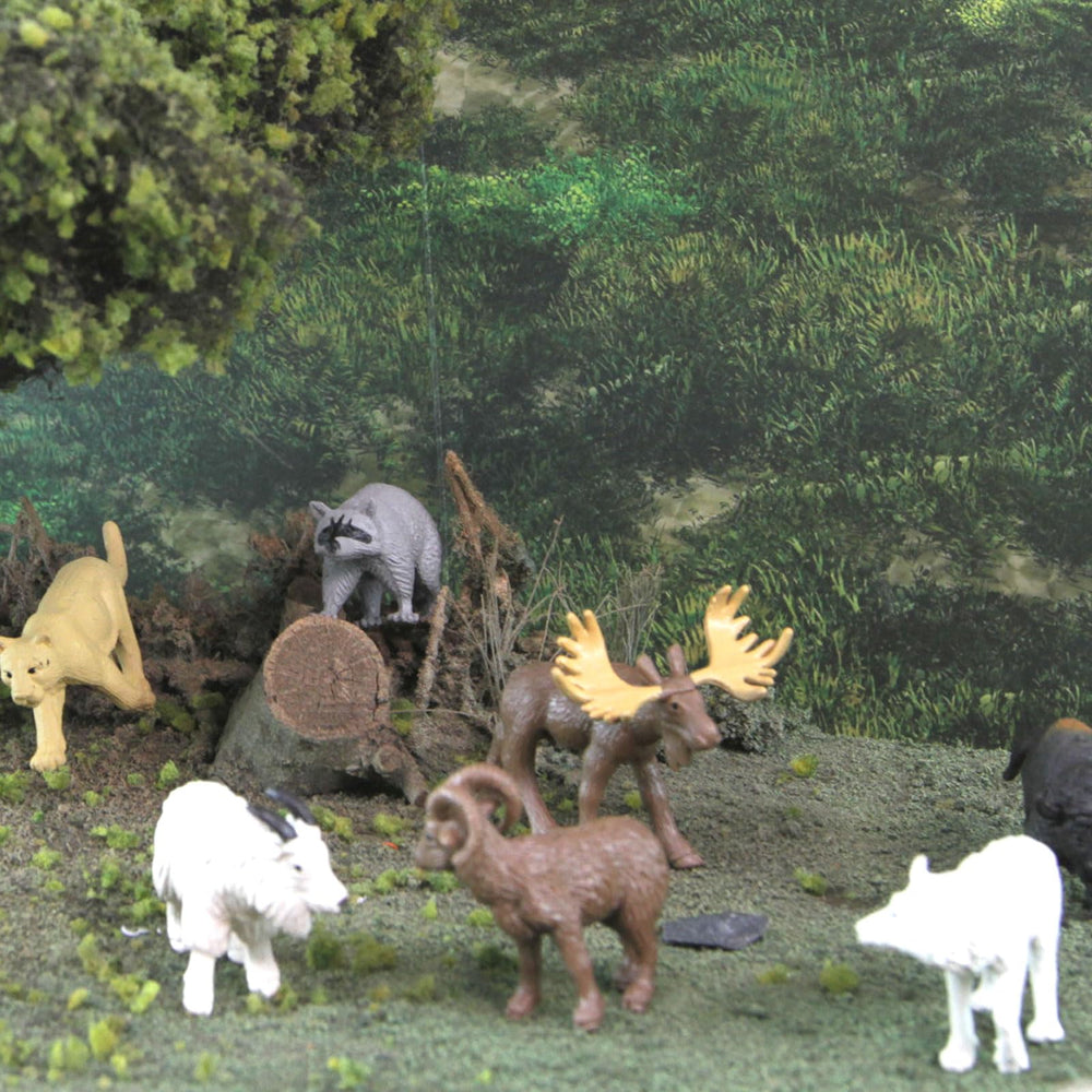 Safari Ltd North American Wildlife TOOB river otter figure creates ocean and river life stories