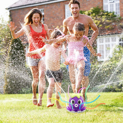SAMTOP sprinkler featuring rotary water outlet in action