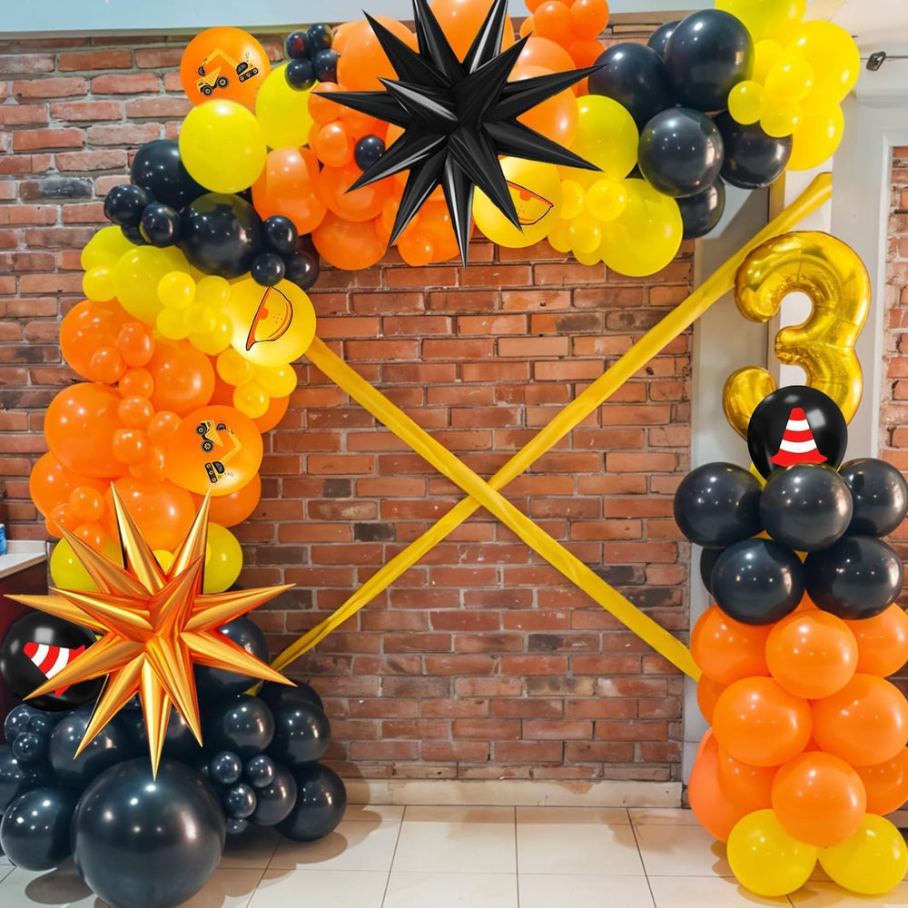 Saxuxu black star foil balloon elevates centerpiece visuals