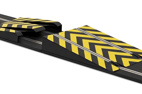 Scalextric extension-oval-track-chicane demonstrates a flexible corner option for larger layouts.