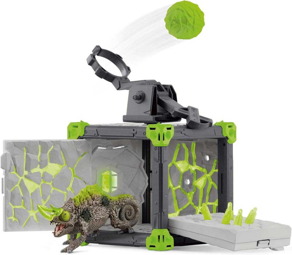 Schleich Eldrador Hidden Crystal reveals treasure during battles.